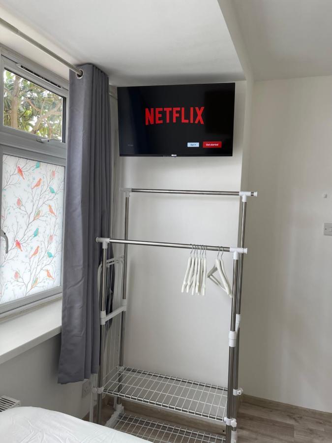 דירות קרוידון Studio Flat Fully Equipped מראה חיצוני תמונה